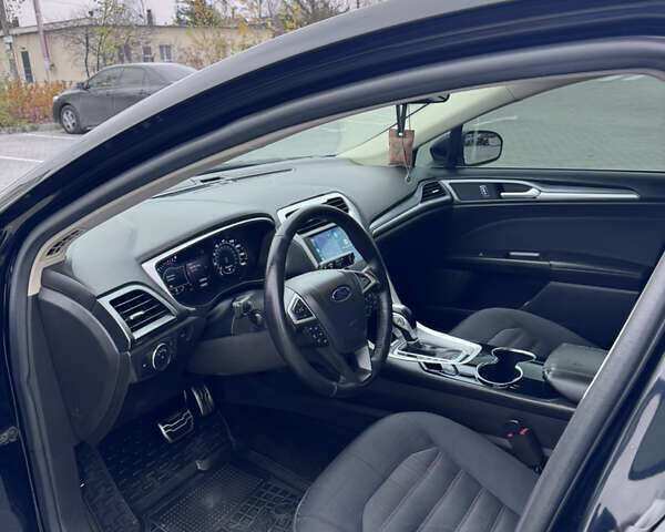 Черный Форд Фьюжн, объемом двигателя 2.49 л и пробегом 190 тыс. км за 10500 $, фото 10 на Automoto.ua