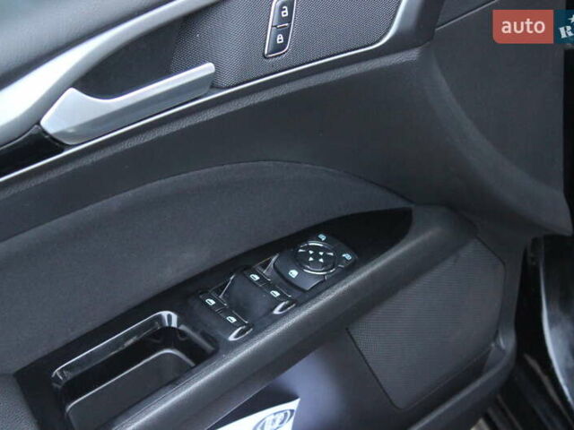 Чорний Форд Фьюжен, об'ємом двигуна 1.5 л та пробігом 190 тис. км за 8999 $, фото 14 на Automoto.ua