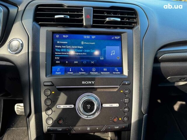 Черный Форд Фьюжн, объемом двигателя 2.7 л и пробегом 178 тыс. км за 13490 $, фото 19 на Automoto.ua