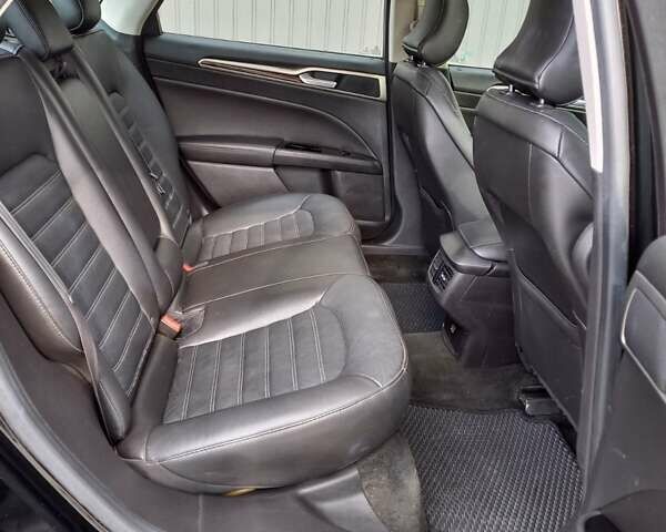 Форд Фьюжен 2016 у Львові на Automoto.ua Чорний Форд Фьюжен, об'ємом двигуна 2 л та пробігом 260 тис. км за 9500 $, фото 14 на Automoto.ua