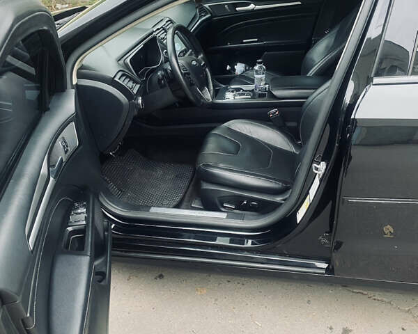 Чорний Форд Фьюжен, об'ємом двигуна 2 л та пробігом 210 тис. км за 12000 $, фото 8 на Automoto.ua