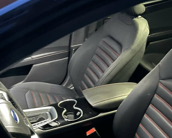 Черный Форд Фьюжн, объемом двигателя 2.49 л и пробегом 181 тыс. км за 10500 $, фото 11 на Automoto.ua