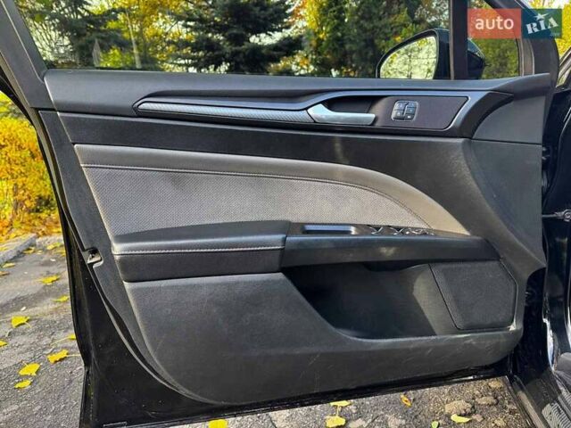 Чорний Форд Фьюжен, об'ємом двигуна 2.7 л та пробігом 178 тис. км за 13490 $, фото 11 на Automoto.ua