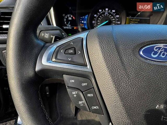 Чорний Форд Фьюжен, об'ємом двигуна 2.7 л та пробігом 178 тис. км за 13490 $, фото 16 на Automoto.ua