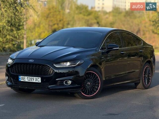 Чорний Форд Фьюжен, об'ємом двигуна 2 л та пробігом 176 тис. км за 12800 $, фото 1 на Automoto.ua
