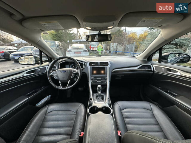 Чорний Форд Фьюжен, об'ємом двигуна 2 л та пробігом 120 тис. км за 10900 $, фото 8 на Automoto.ua