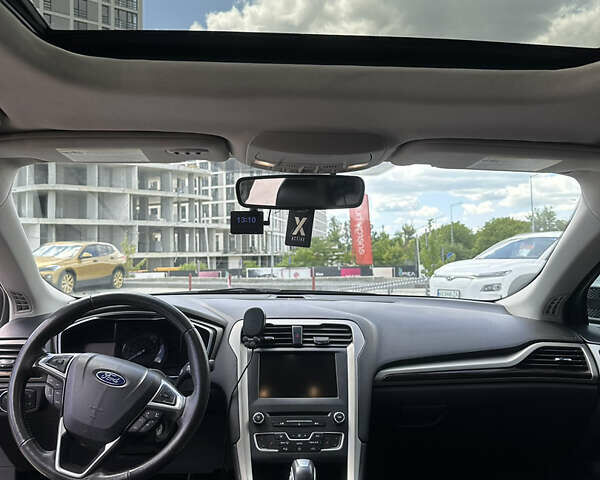 Черный Форд Фьюжн, объемом двигателя 2 л и пробегом 90 тыс. км за 13700 $, фото 7 на Automoto.ua
