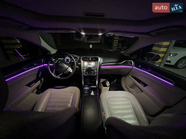 Чорний Форд Фьюжен, об'ємом двигуна 2 л та пробігом 82 тис. км за 12500 $, фото 6 на Automoto.ua