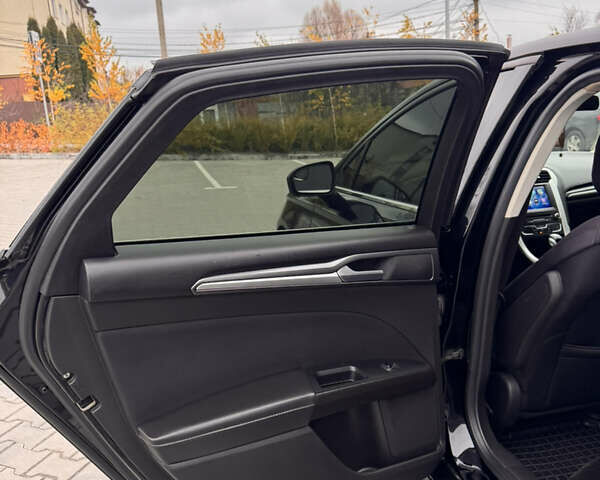 Черный Форд Фьюжн, объемом двигателя 2.49 л и пробегом 190 тыс. км за 10500 $, фото 16 на Automoto.ua