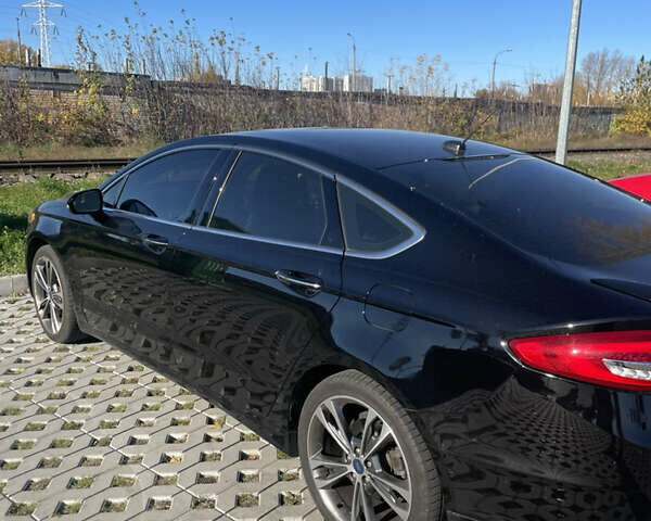 Черный Форд Фьюжн, объемом двигателя 2 л и пробегом 187 тыс. км за 11700 $, фото 3 на Automoto.ua