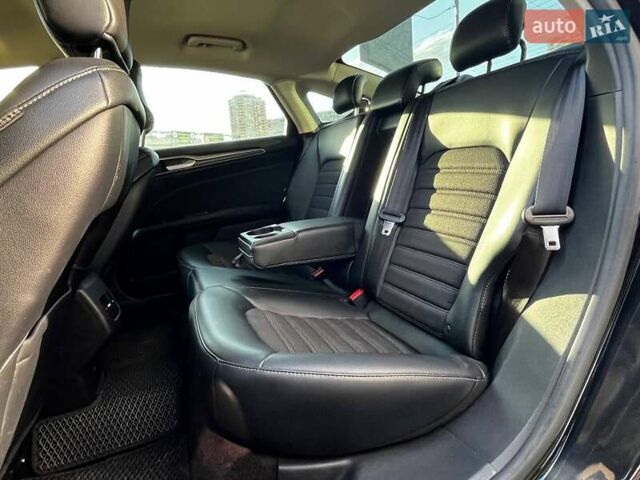 Форд Фьюжен 2016 у Києві на Automoto.ua Чорний Форд Фьюжен, об'ємом двигуна 2 л та пробігом 181 тис. км за 10990 $, фото 11 на Automoto.ua