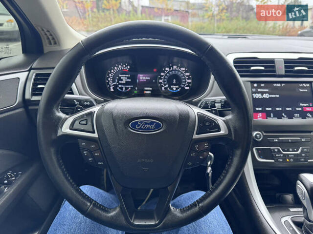 Черный Форд Фьюжн, объемом двигателя 2.49 л и пробегом 190 тыс. км за 10500 $, фото 18 на Automoto.ua