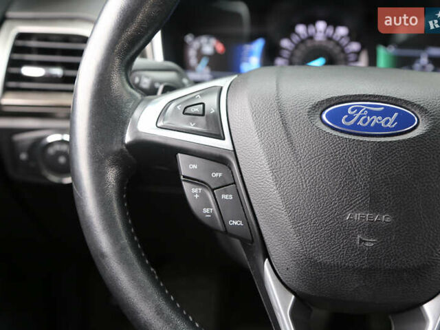 Чорний Форд Фьюжен, об'ємом двигуна 2 л та пробігом 192 тис. км за 12500 $, фото 4 на Automoto.ua