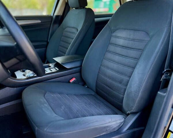 Черный Форд Фьюжн, объемом двигателя 2.5 л и пробегом 176 тыс. км за 10999 $, фото 13 на Automoto.ua