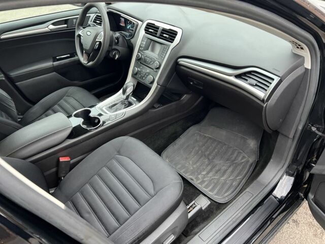 Чорний Форд Фьюжен, об'ємом двигуна 0 л та пробігом 200 тис. км за 6999 $, фото 5 на Automoto.ua