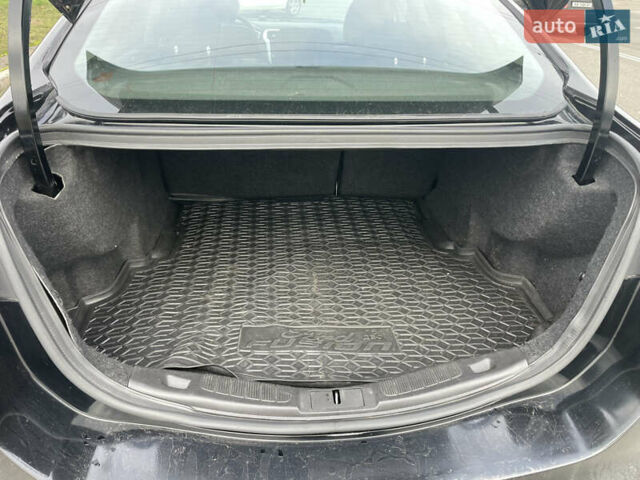 Черный Форд Фьюжн, объемом двигателя 1.5 л и пробегом 168 тыс. км за 7900 $, фото 12 на Automoto.ua