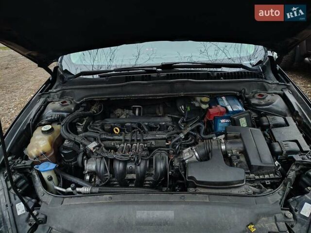 Чорний Форд Фьюжен, об'ємом двигуна 2.5 л та пробігом 189 тис. км за 10500 $, фото 6 на Automoto.ua