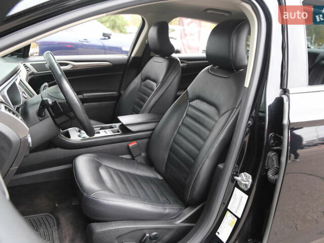 Чорний Форд Фьюжен, об'ємом двигуна 2 л та пробігом 192 тис. км за 12500 $, фото 8 на Automoto.ua