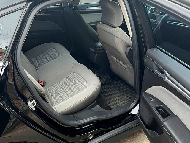 Черный Форд Фьюжн, объемом двигателя 2.5 л и пробегом 133 тыс. км за 10000 $, фото 4 на Automoto.ua