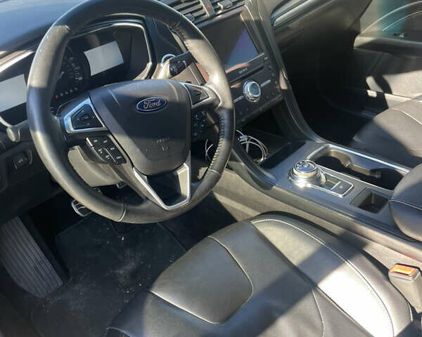 Черный Форд Фьюжн, объемом двигателя 2 л и пробегом 187 тыс. км за 11700 $, фото 6 на Automoto.ua