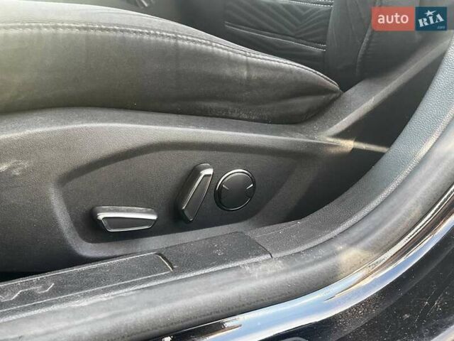 Черный Форд Фьюжн, объемом двигателя 2.49 л и пробегом 157 тыс. км за 9990 $, фото 10 на Automoto.ua