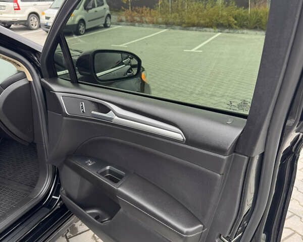 Черный Форд Фьюжн, объемом двигателя 2.49 л и пробегом 190 тыс. км за 10500 $, фото 12 на Automoto.ua