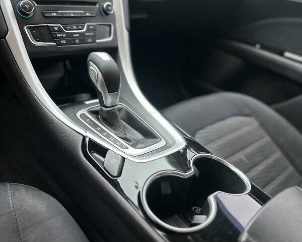 Черный Форд Фьюжн, объемом двигателя 2.5 л и пробегом 206 тыс. км за 9400 $, фото 11 на Automoto.ua