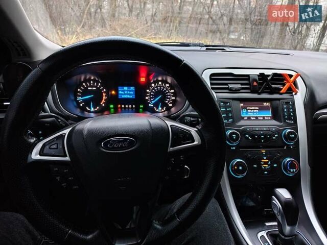 Чорний Форд Фьюжен, об'ємом двигуна 2.5 л та пробігом 189 тис. км за 10500 $, фото 4 на Automoto.ua