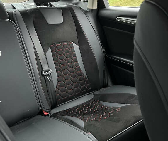 Черный Форд Фьюжн, объемом двигателя 2.49 л и пробегом 141 тыс. км за 10700 $, фото 3 на Automoto.ua