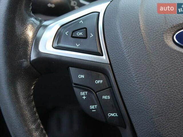 Чорний Форд Фьюжен, об'ємом двигуна 1.5 л та пробігом 190 тис. км за 8999 $, фото 26 на Automoto.ua