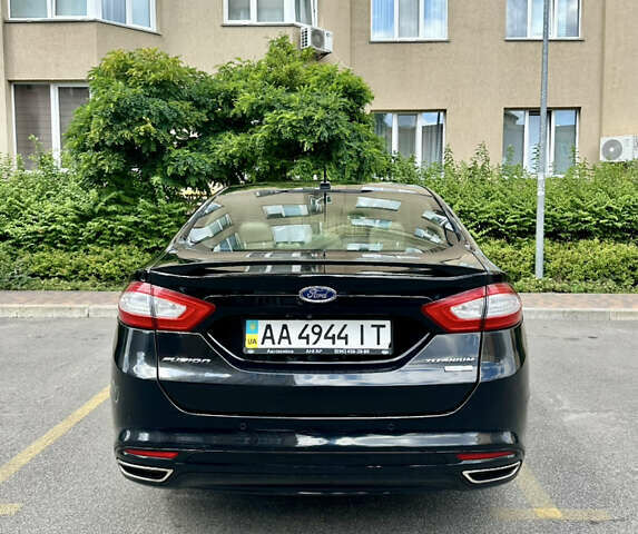 Чорний Форд Фьюжен, об'ємом двигуна 2 л та пробігом 168 тис. км за 11800 $, фото 13 на Automoto.ua