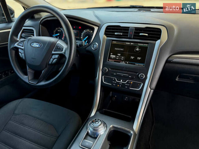Черный Форд Фьюжн, объемом двигателя 2.5 л и пробегом 176 тыс. км за 10999 $, фото 26 на Automoto.ua