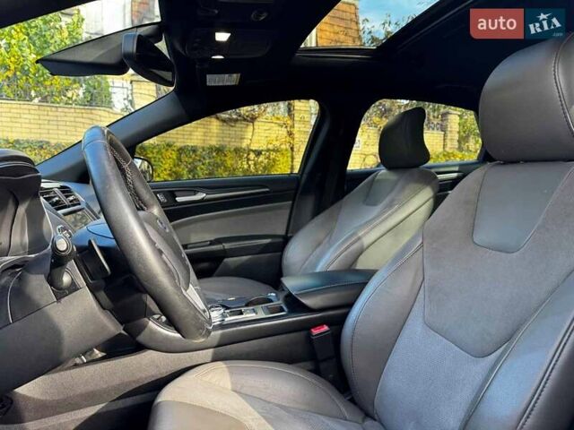 Чорний Форд Фьюжен, об'ємом двигуна 2.7 л та пробігом 178 тис. км за 13490 $, фото 25 на Automoto.ua