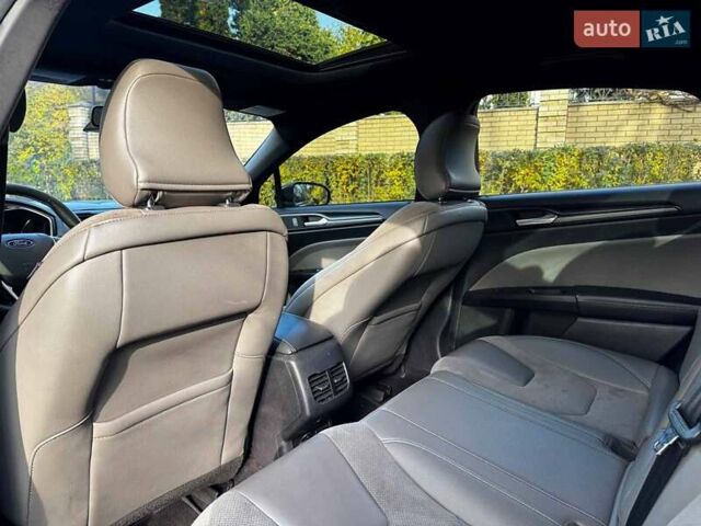 Чорний Форд Фьюжен, об'ємом двигуна 2.7 л та пробігом 178 тис. км за 13490 $, фото 27 на Automoto.ua