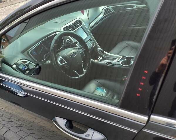 Форд Фьюжен 2016 у Львові на Automoto.ua Чорний Форд Фьюжен, об'ємом двигуна 2 л та пробігом 260 тис. км за 9500 $, фото 9 на Automoto.ua