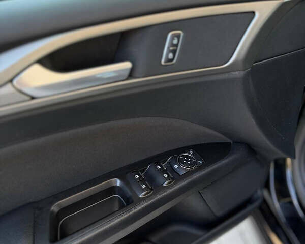 Черный Форд Фьюжн, объемом двигателя 2.5 л и пробегом 176 тыс. км за 10999 $, фото 33 на Automoto.ua