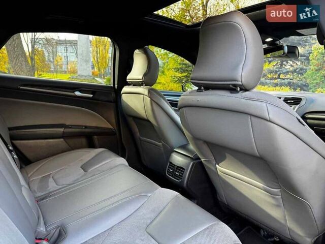 Чорний Форд Фьюжен, об'ємом двигуна 2.7 л та пробігом 178 тис. км за 13490 $, фото 29 на Automoto.ua