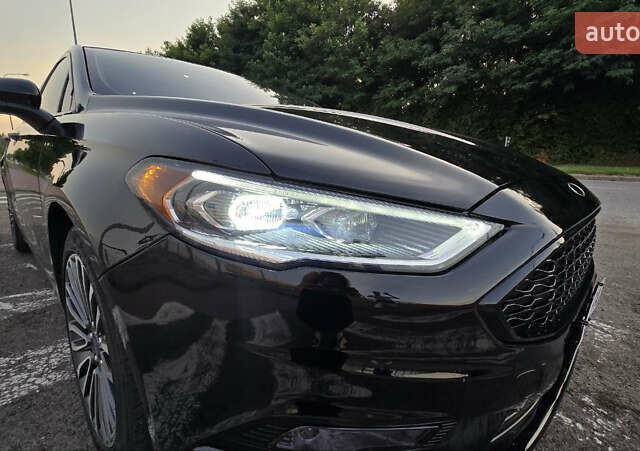 Черный Форд Фьюжн, объемом двигателя 2 л и пробегом 178 тыс. км за 14000 $, фото 5 на Automoto.ua