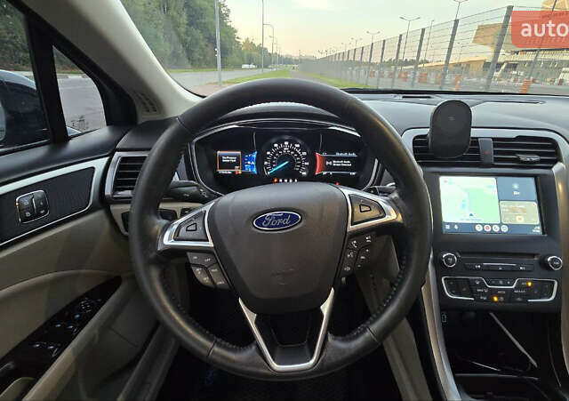 Черный Форд Фьюжн, объемом двигателя 2 л и пробегом 178 тыс. км за 14000 $, фото 13 на Automoto.ua