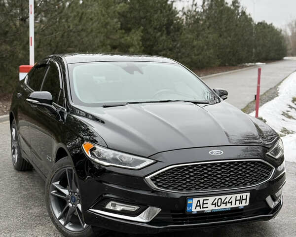 Чорний Форд Фьюжен, об'ємом двигуна 2 л та пробігом 92 тис. км за 18500 $, фото 2 на Automoto.ua