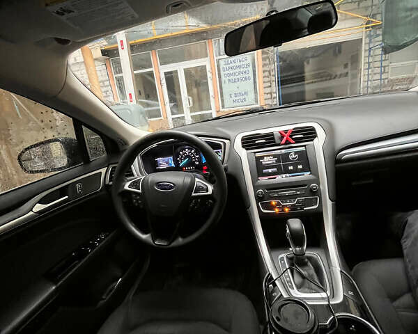 Чорний Форд Фьюжен, об'ємом двигуна 2 л та пробігом 153 тис. км за 11299 $, фото 9 на Automoto.ua
