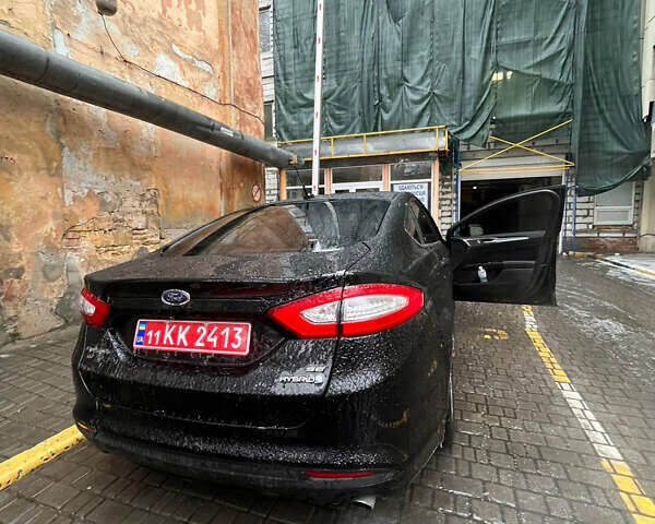 Чорний Форд Фьюжен, об'ємом двигуна 2 л та пробігом 153 тис. км за 11299 $, фото 4 на Automoto.ua