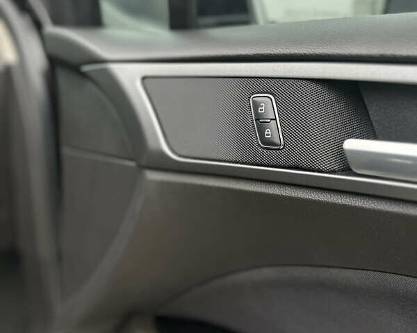 Черный Форд Фьюжн, объемом двигателя 2.5 л и пробегом 206 тыс. км за 9400 $, фото 9 на Automoto.ua