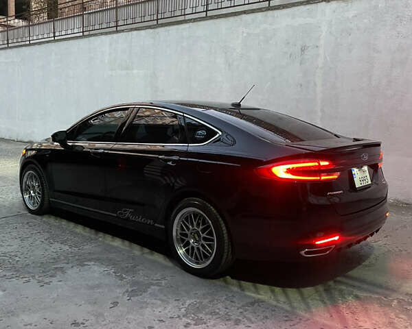 Чорний Форд Фьюжен, об'ємом двигуна 2 л та пробігом 82 тис. км за 12500 $, фото 3 на Automoto.ua