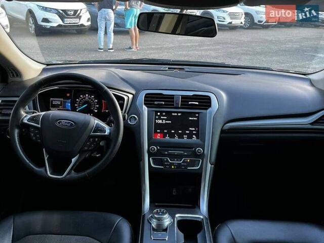 Форд Фьюжен 2016 у Києві на Automoto.ua Чорний Форд Фьюжен, об'ємом двигуна 2 л та пробігом 181 тис. км за 10990 $, фото 25 на Automoto.ua