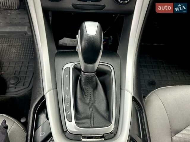 Черный Форд Фьюжн, объемом двигателя 2.5 л и пробегом 240 тыс. км за 8800 $, фото 12 на Automoto.ua