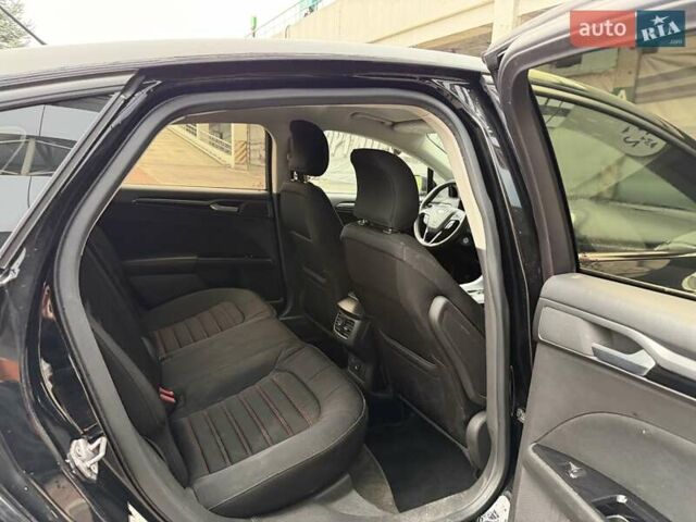 Чорний Форд Фьюжен, об'ємом двигуна 1.5 л та пробігом 169 тис. км за 7500 $, фото 40 на Automoto.ua