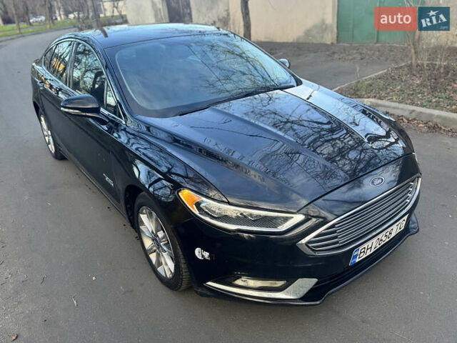 Черный Форд Фьюжн, объемом двигателя 2 л и пробегом 180 тыс. км за 12500 $, фото 2 на Automoto.ua