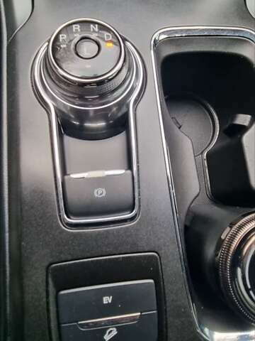 Форд Фьюжн 2017 в Виннице на Automoto.ua Черный Форд Фьюжн, объемом двигателя 2 л и пробегом 117 тыс. км за 15900 $, фото 3 на Automoto.ua