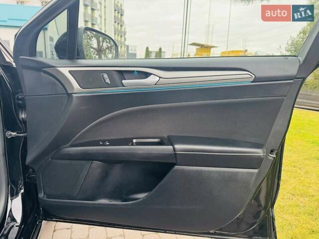 Чорний Форд Фьюжен, об'ємом двигуна 2.5 л та пробігом 235 тис. км за 11300 $, фото 16 на Automoto.ua